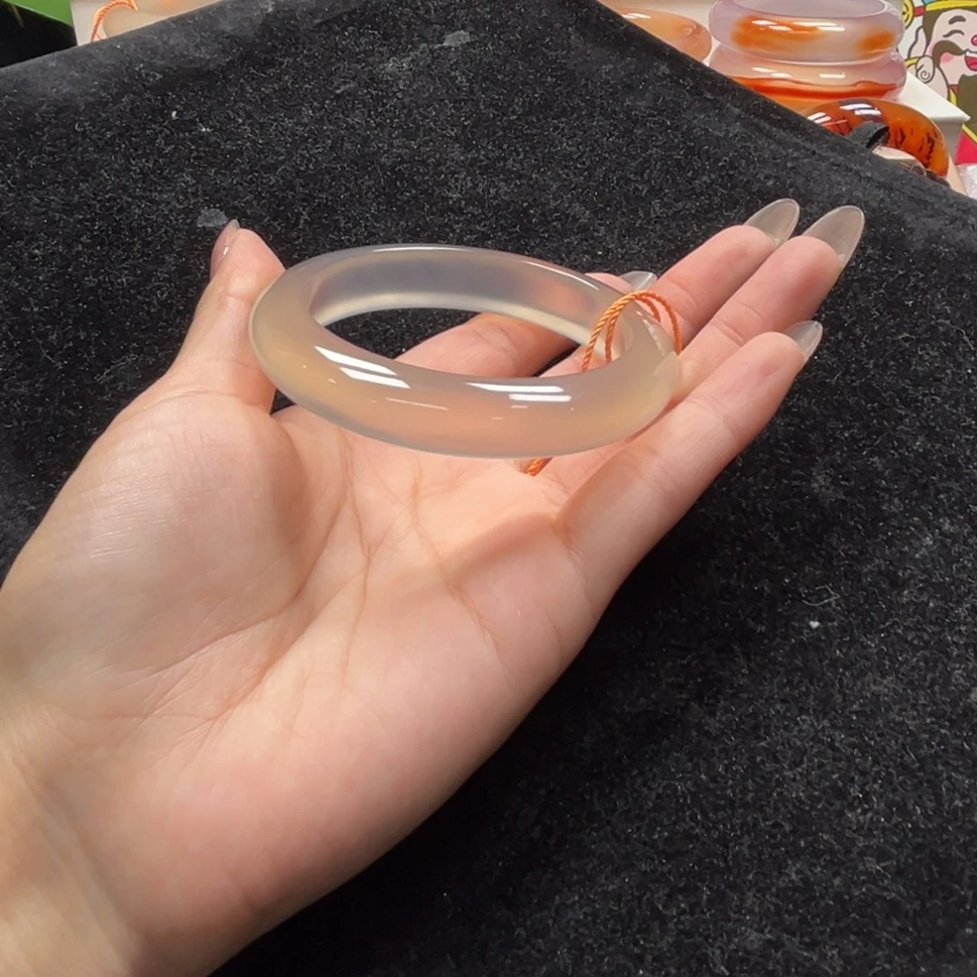 手镯玛瑙/玉髓未镶嵌