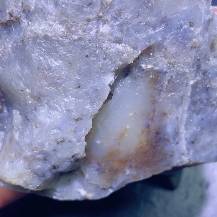 和田玉未镶嵌珠宝半成品