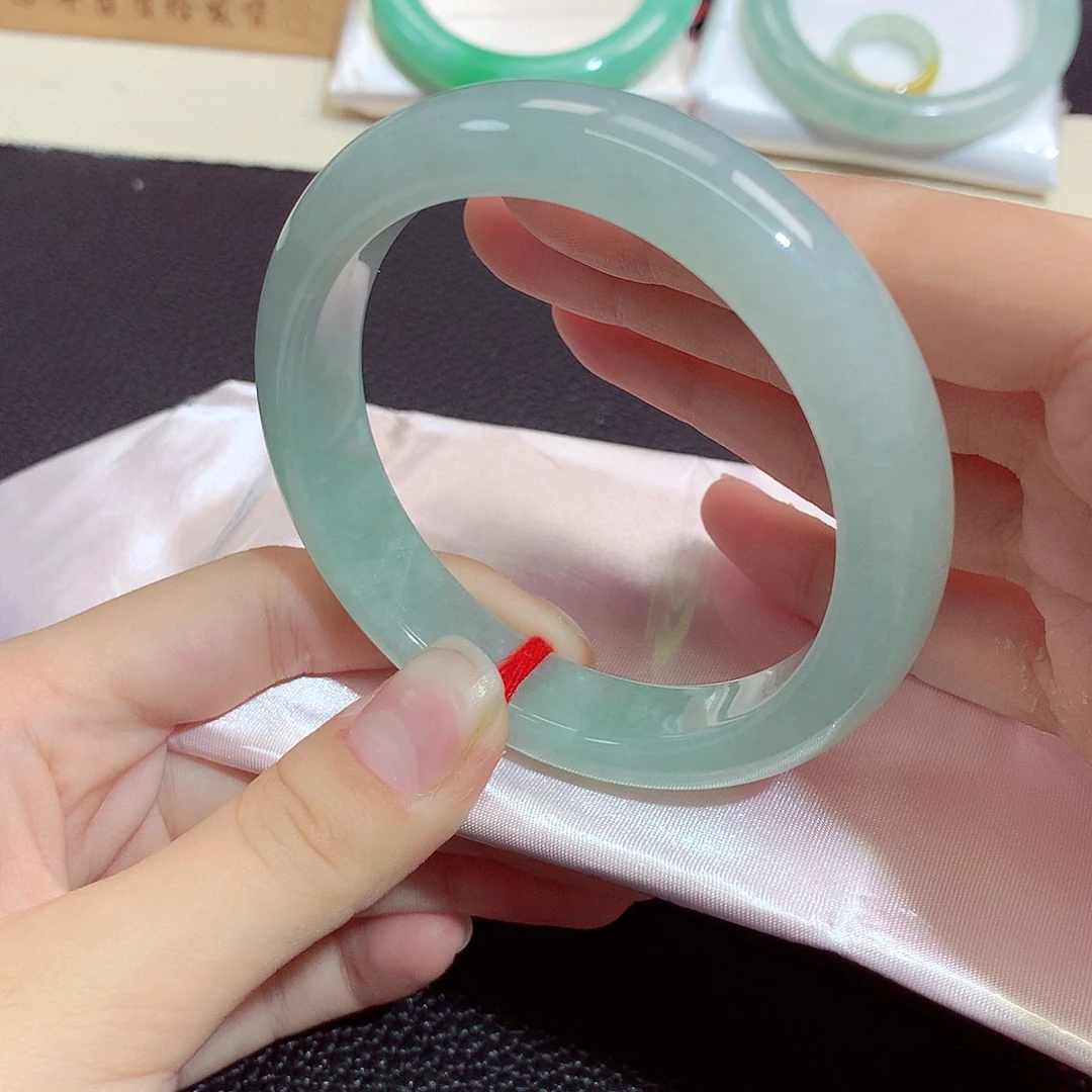 翡翠未镶嵌手镯1247