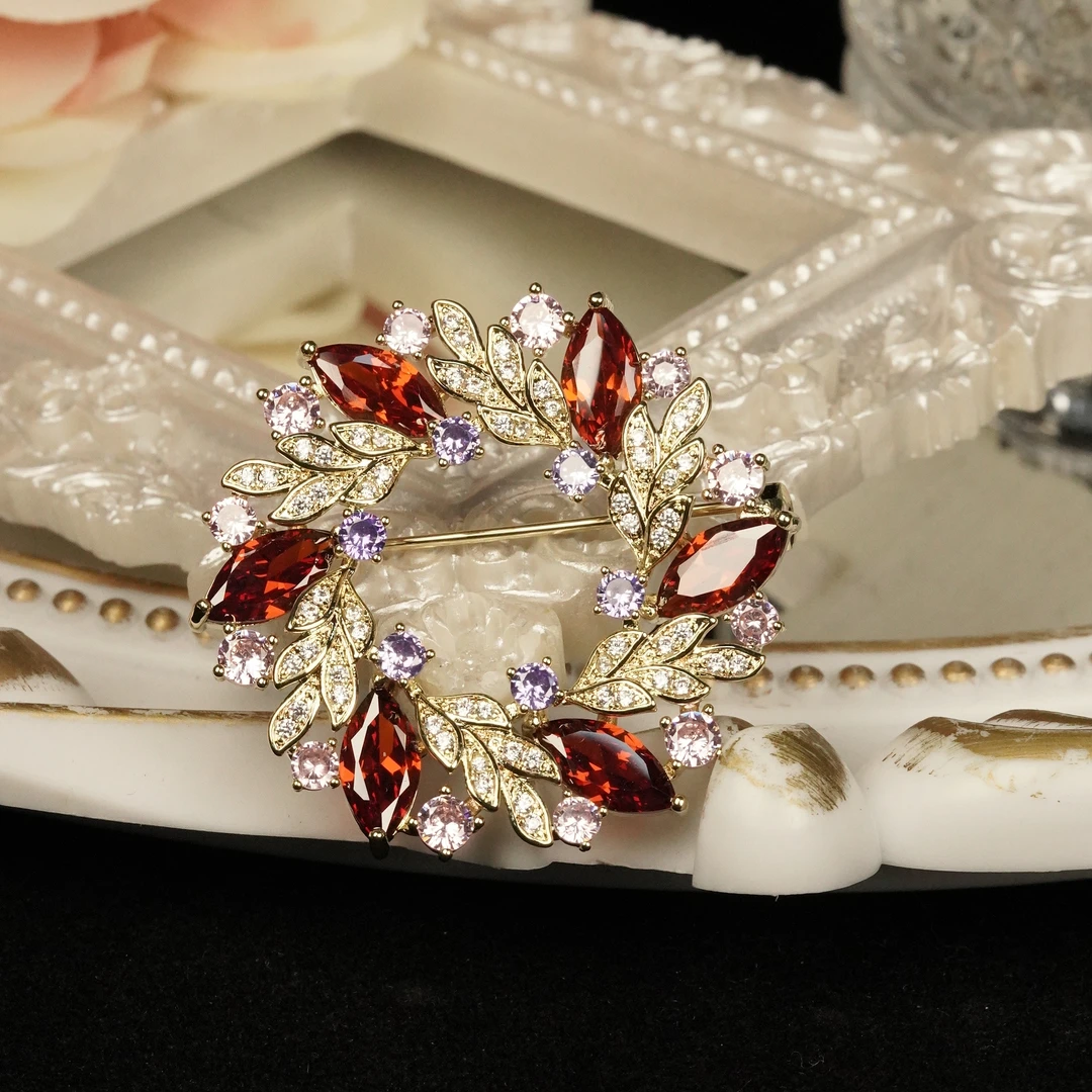 铜合金胸针 Lele 胸针奢华彩色镶嵌圆环紫荆花时尚轻奢 3246