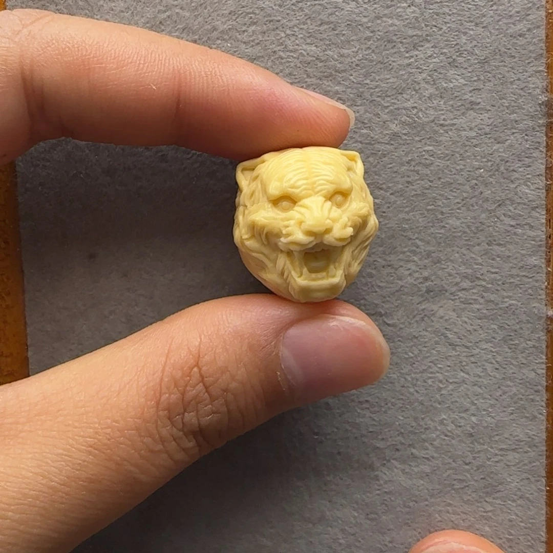 信***生石英质玉配饰未镶嵌