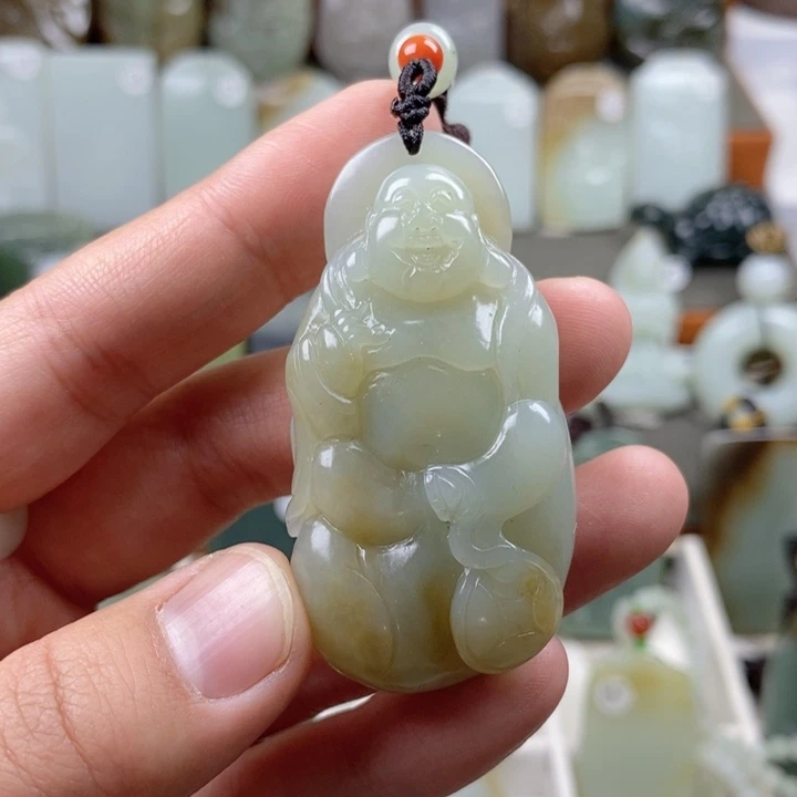 和田玉（糖玉）未镶嵌颈饰