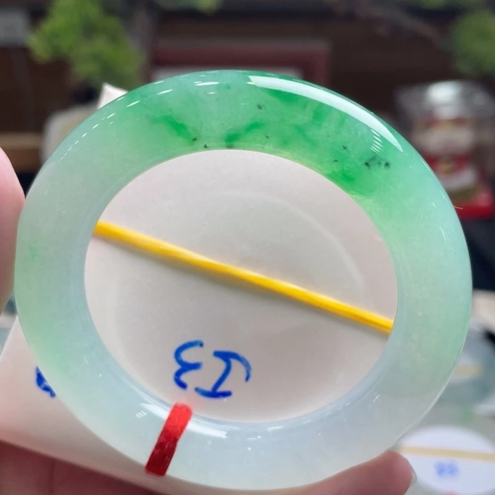 翡翠未镶嵌手镯53小胖墩 冰绿