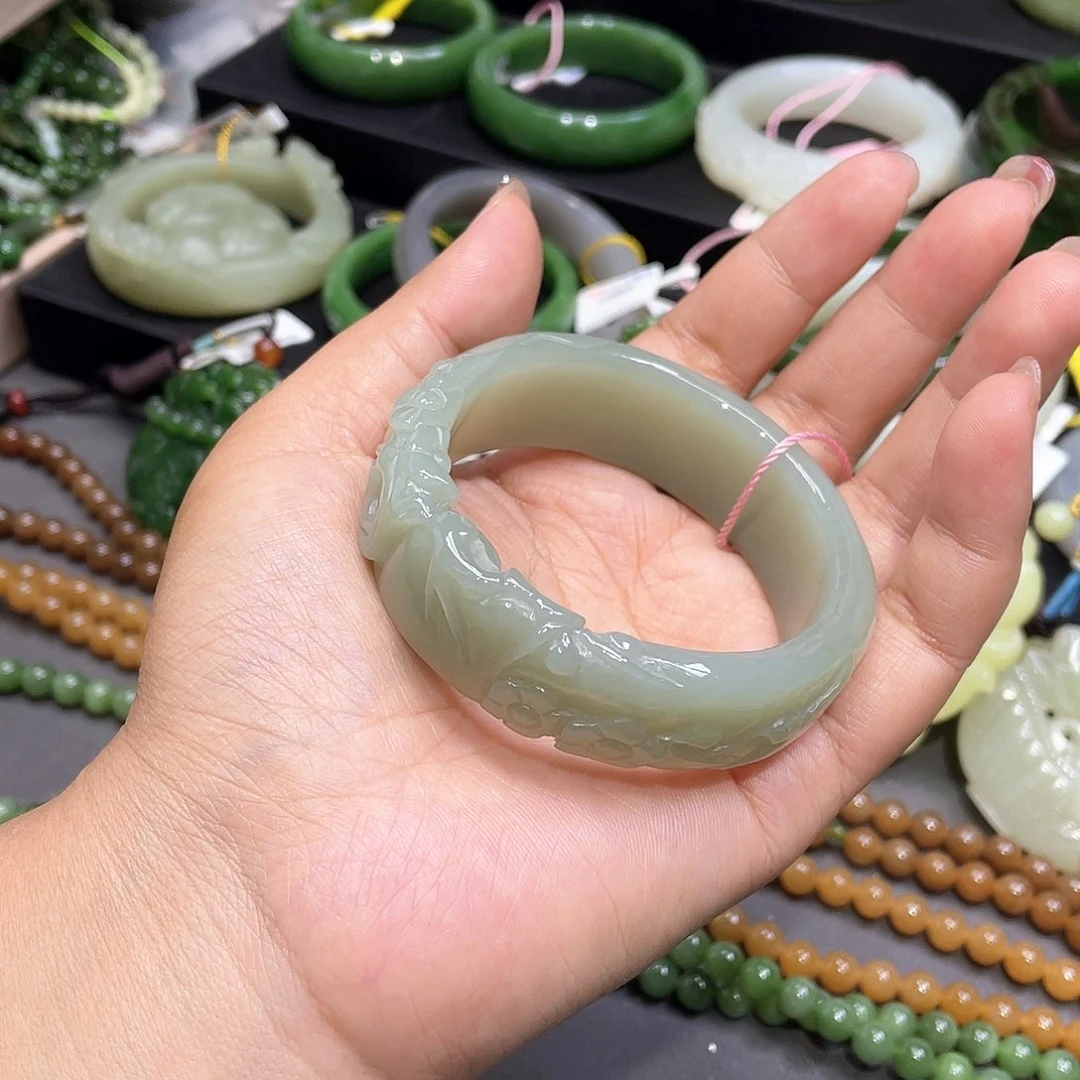 和田玉手镯56圈口37未镶嵌