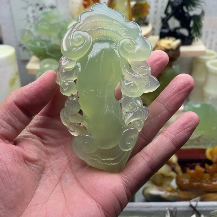 蛇纹石玉未镶嵌四大名玉手把