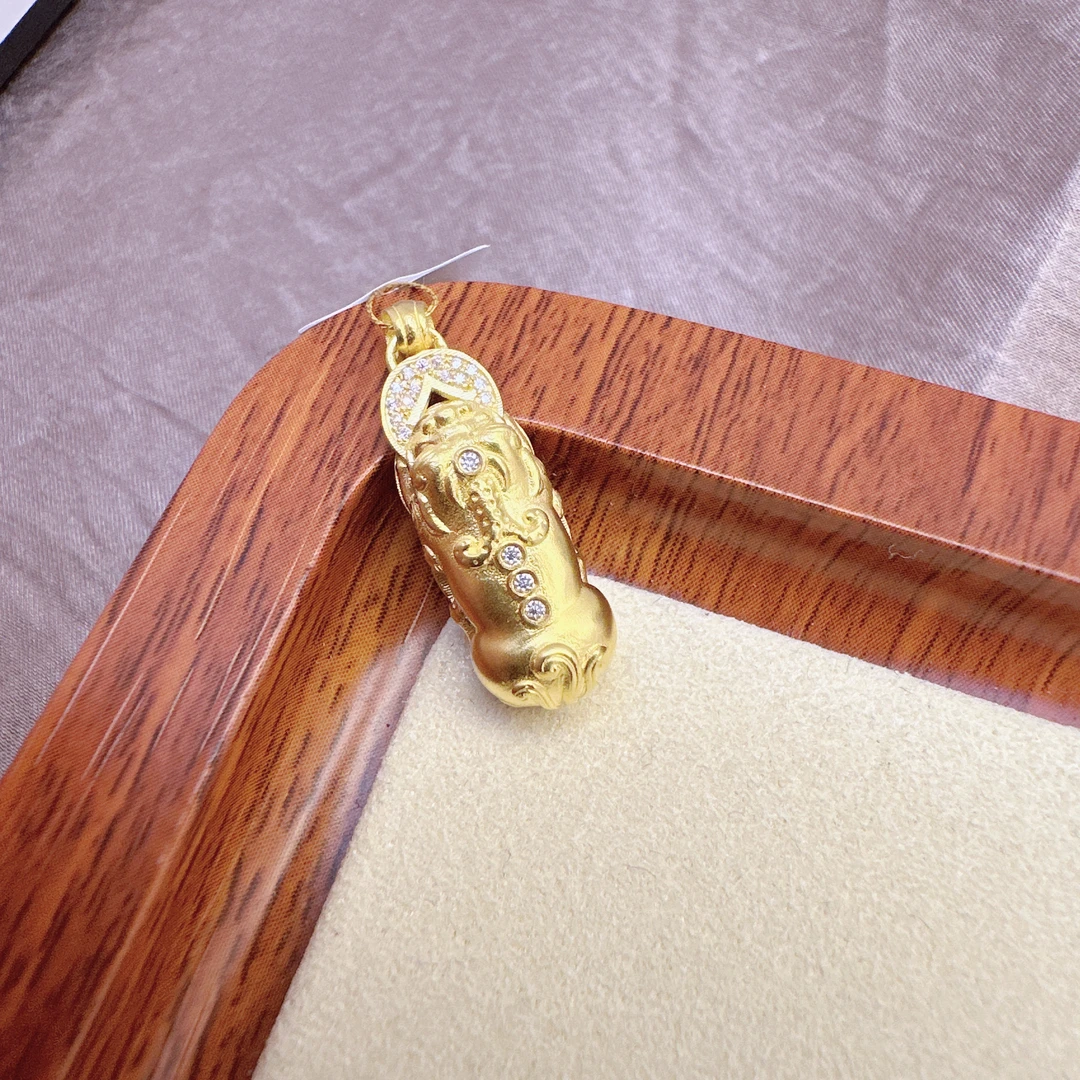 足金999 金钱币貔貅吊坠