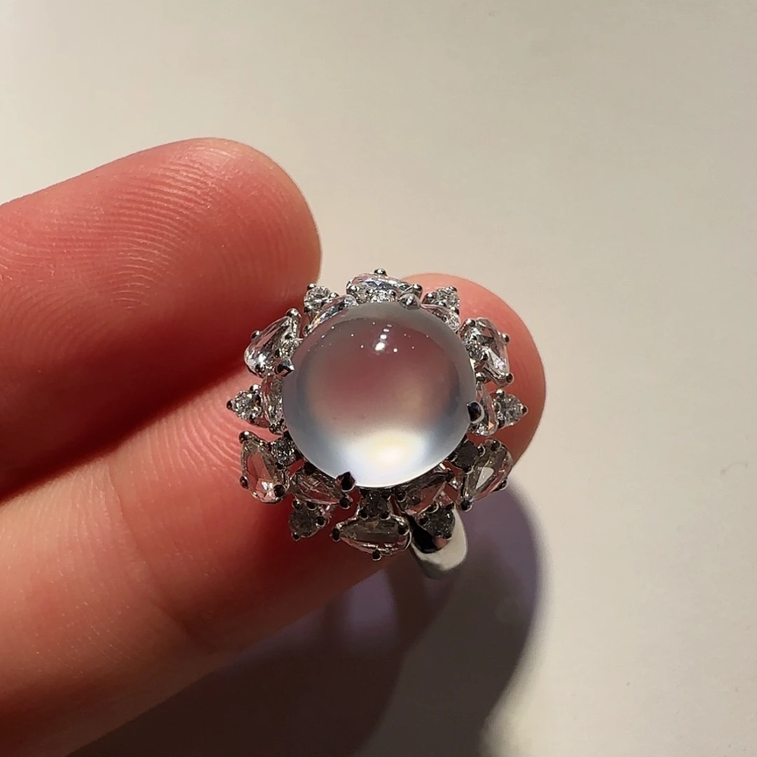 翡翠18K金镶嵌戒指