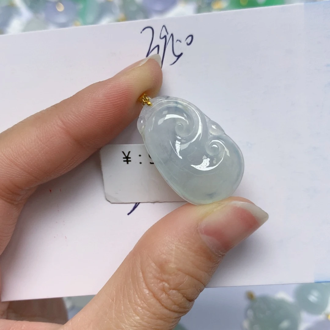 翡翠颈饰18K金镶嵌天然缅甸翡翠吊坠