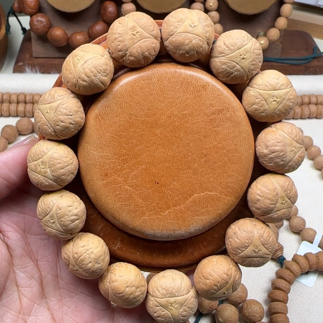 凤眼菩提吊坠18龙眼