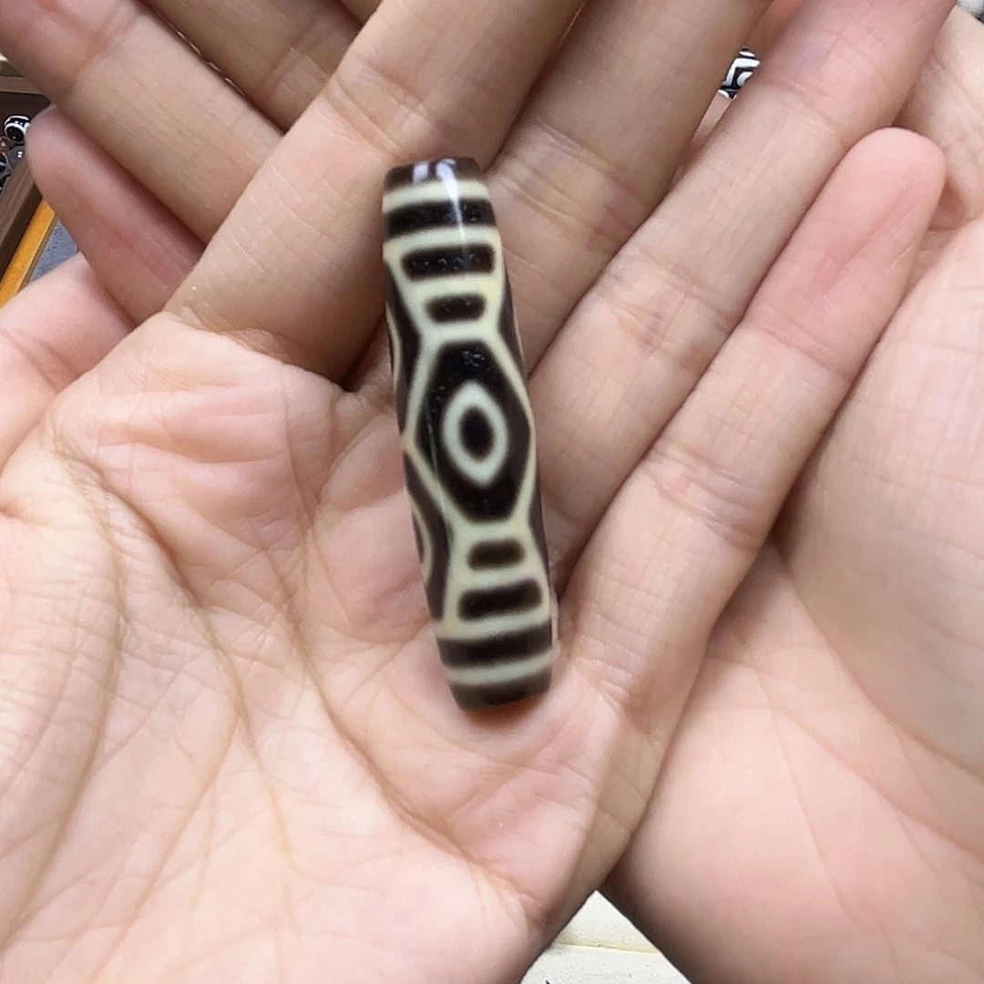 玛瑙/玉髓颈饰未镶嵌盐****心