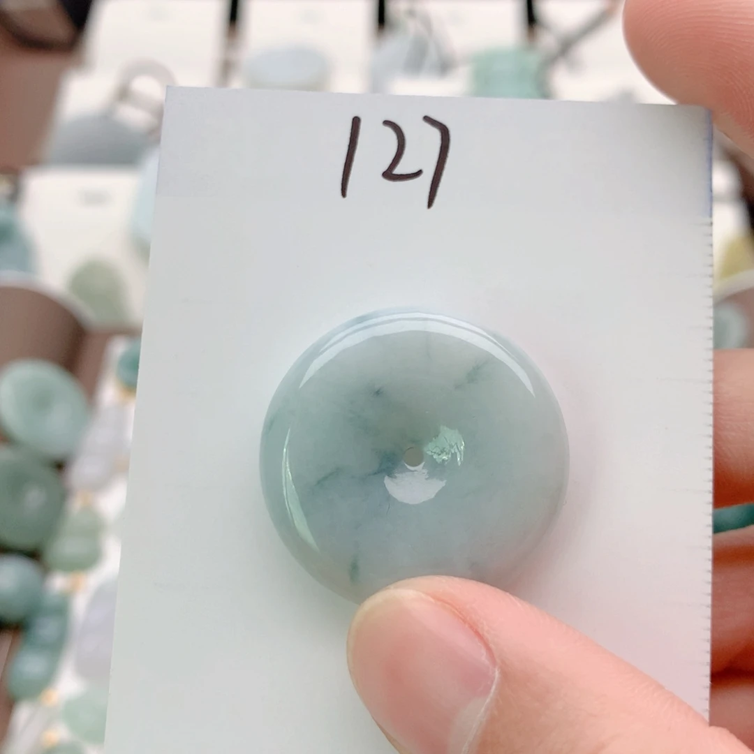 翡翠未镶嵌颈饰吊坠