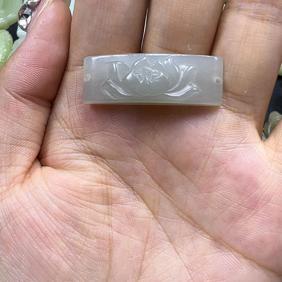 和田玉未镶嵌吊坠(不含链)