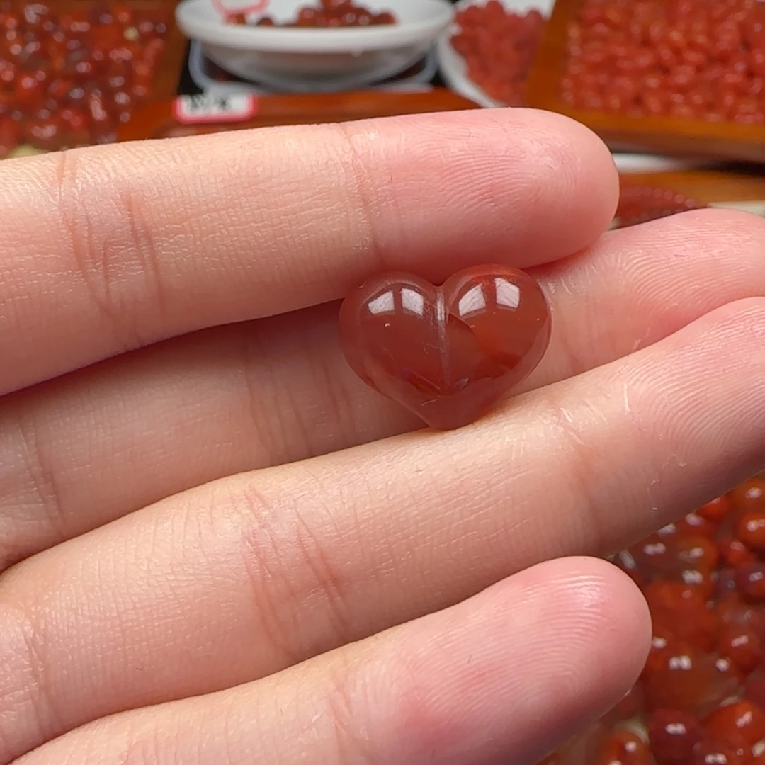 未镶嵌南红玛瑙挂件20克价