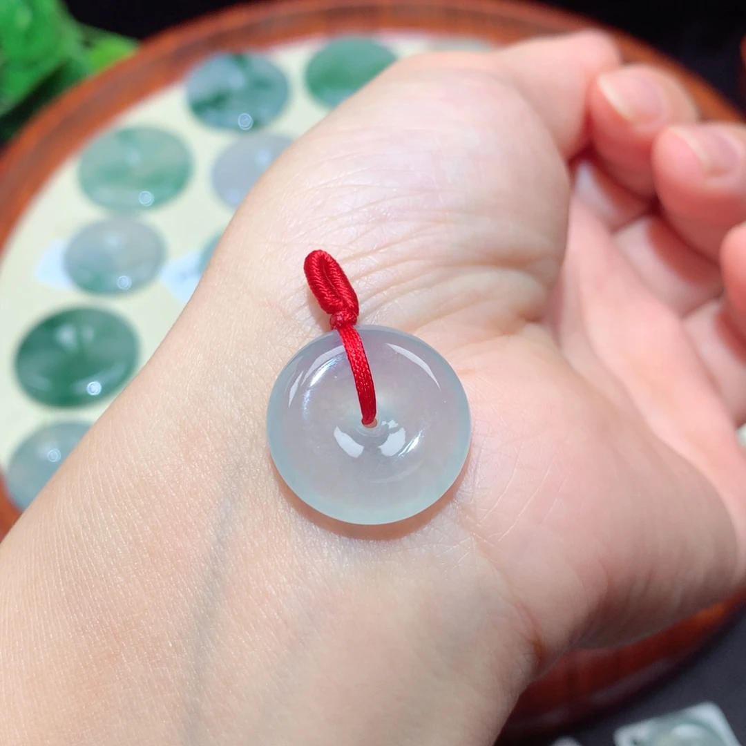 翡翠未镶嵌颈饰翡翠吊坠30