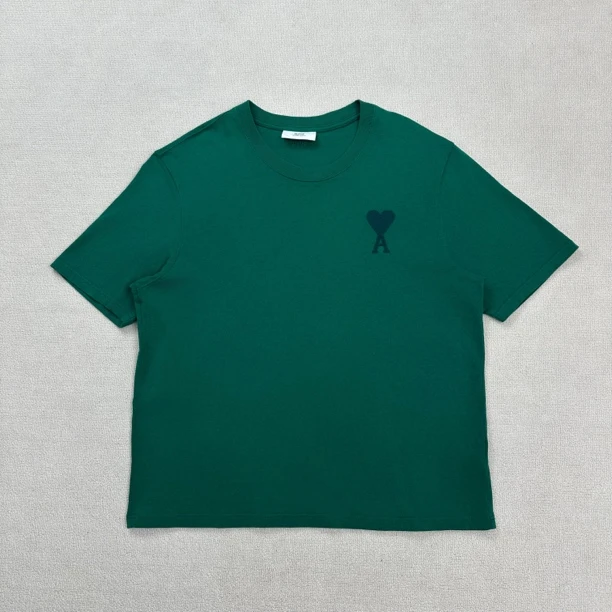 99新 AMIPARIS 爱心刺绣logo短袖/L码/WL1618