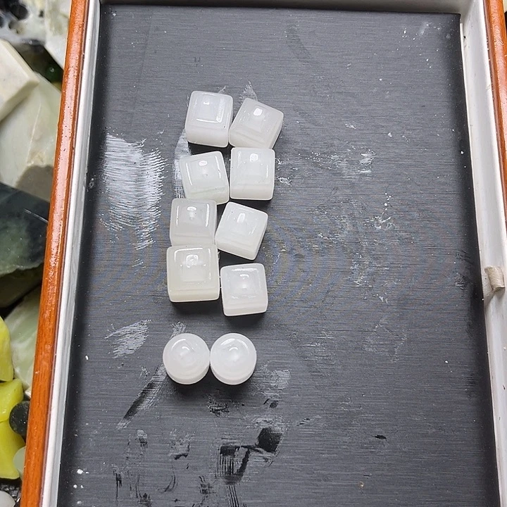 未镶嵌和田玉珠宝奇石