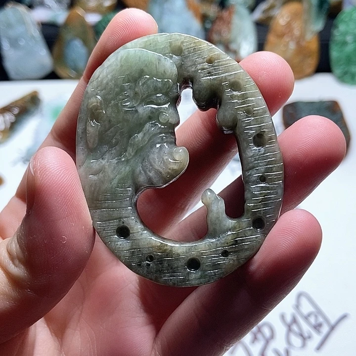 翡翠未镶嵌颈饰翡翠a货