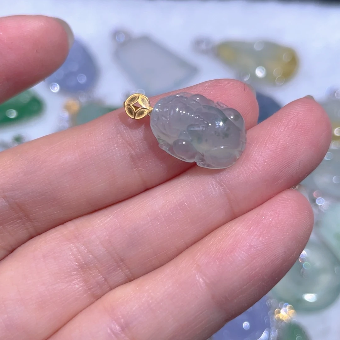颈饰18K金镶嵌翡翠翡翠