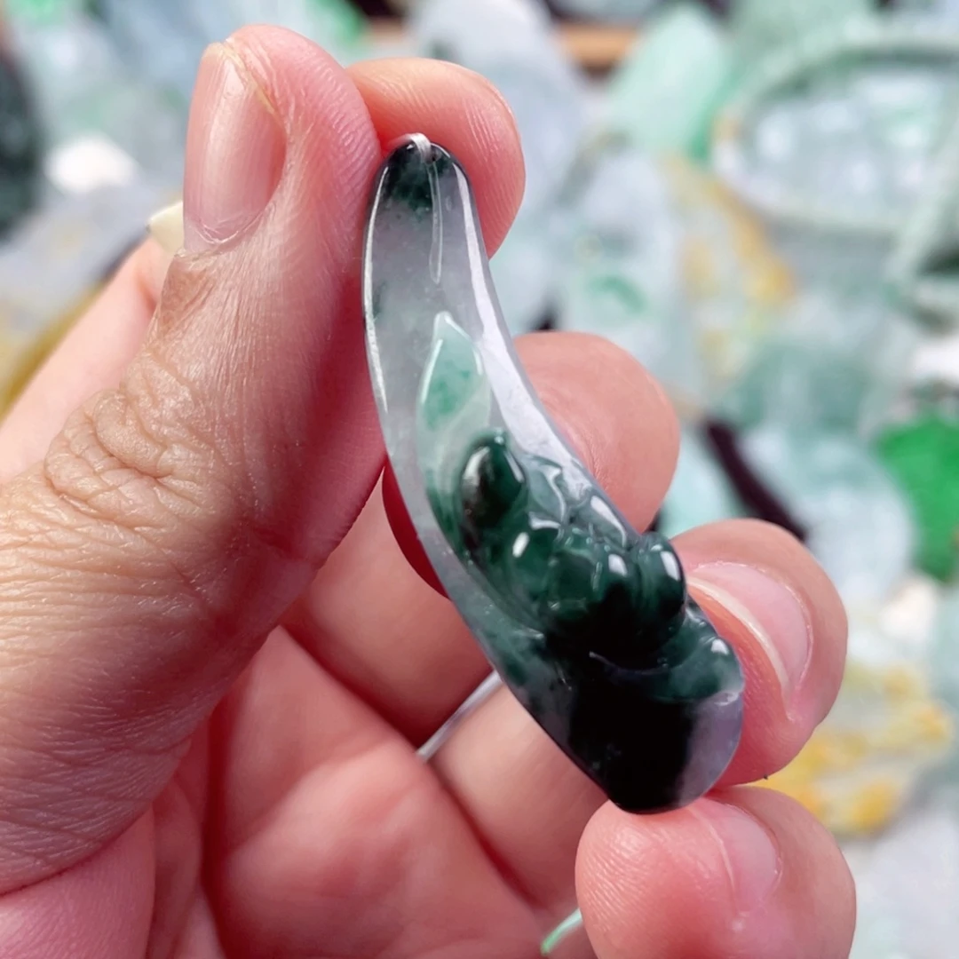 翡翠未镶嵌吊坠(不含链)