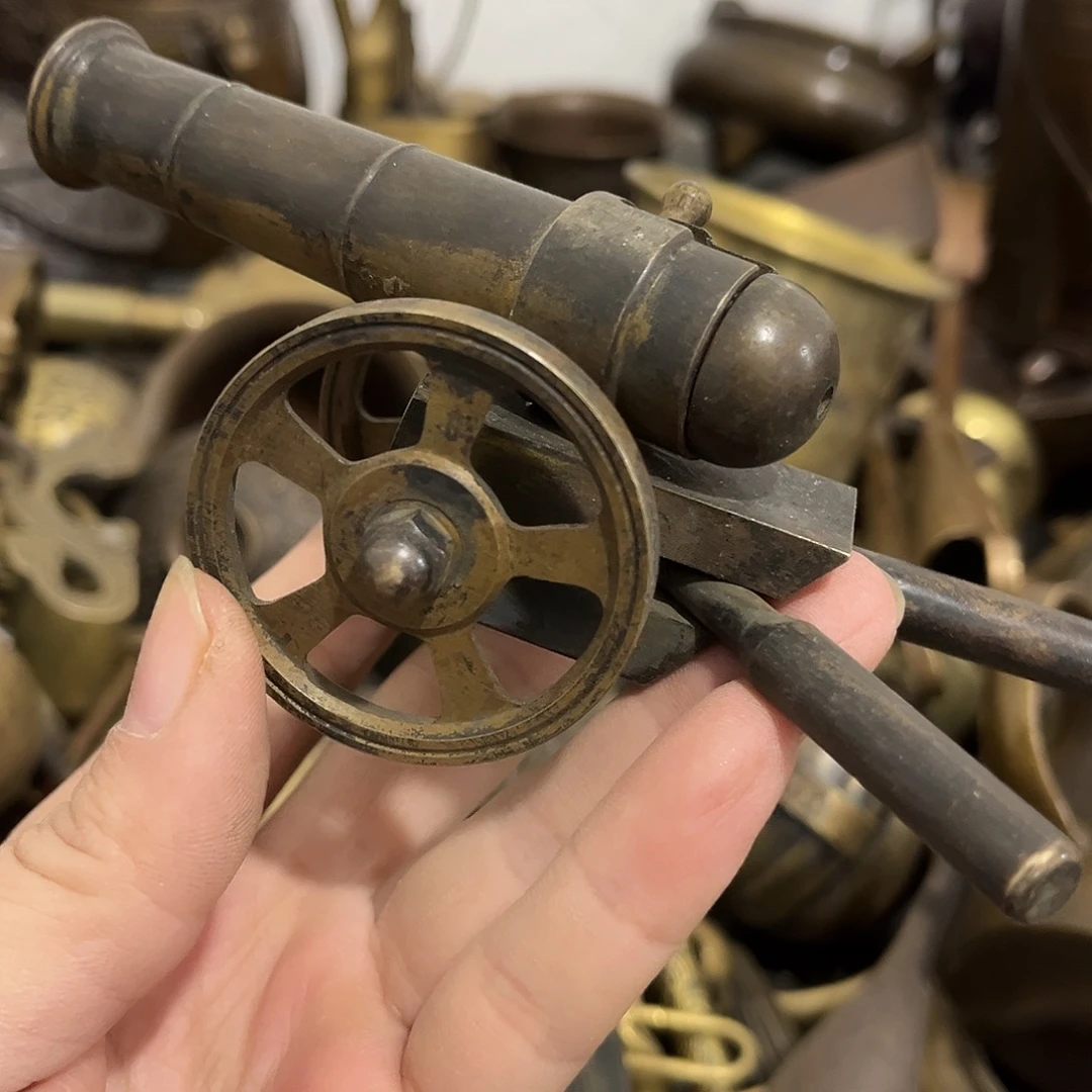 用***7闪电购铜摆件工艺品