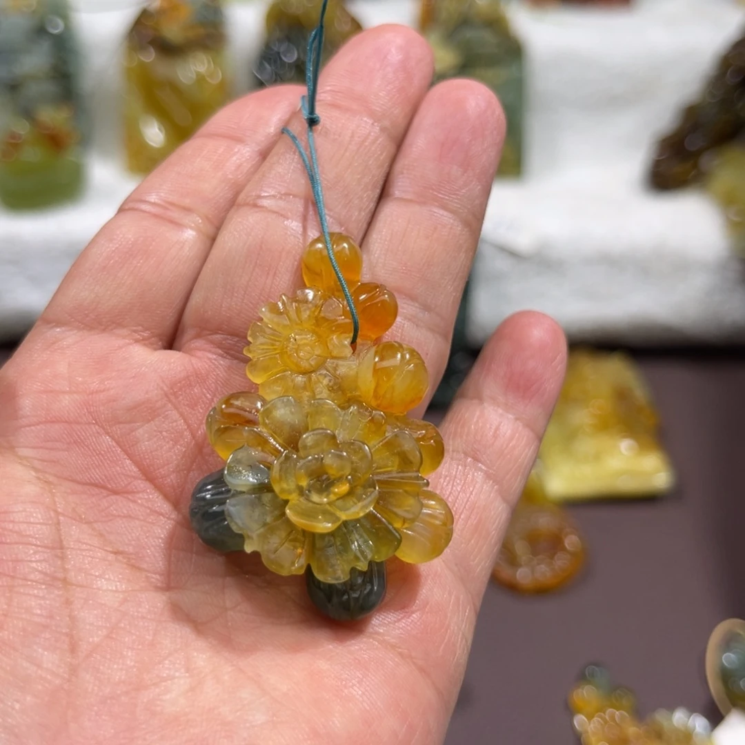 暗***瑰蛇纹石玉未镶嵌颈饰