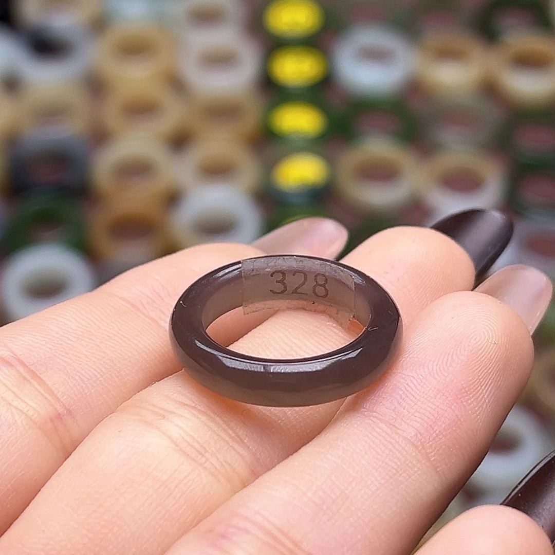 初***一和田玉未镶嵌戒指15.8