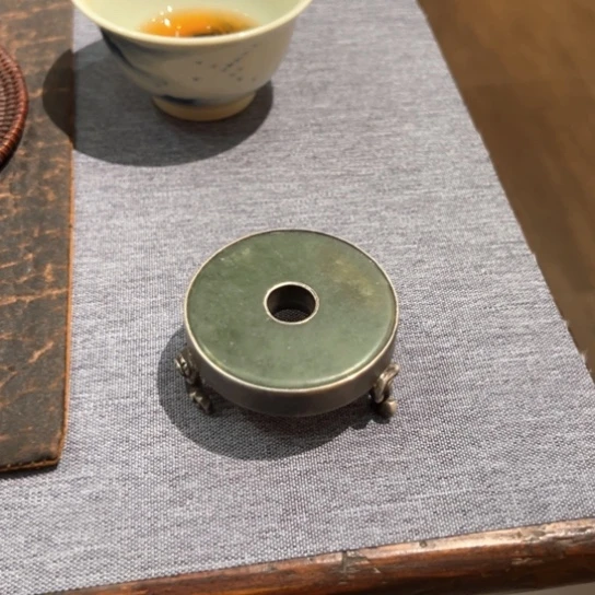 哈***境盖置三尺多方之上以