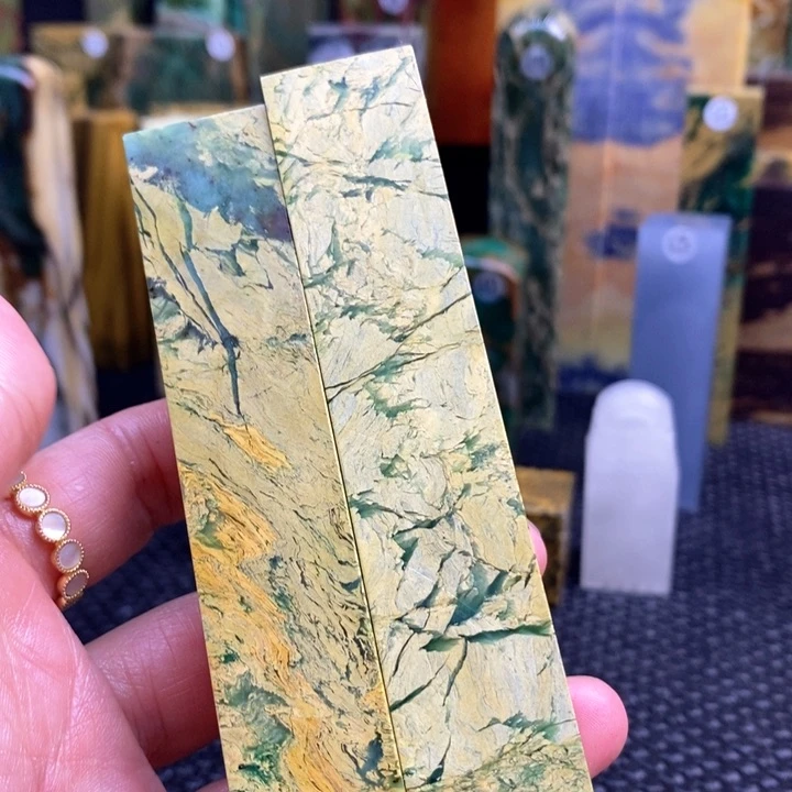 青田石?****娱青田石印章石