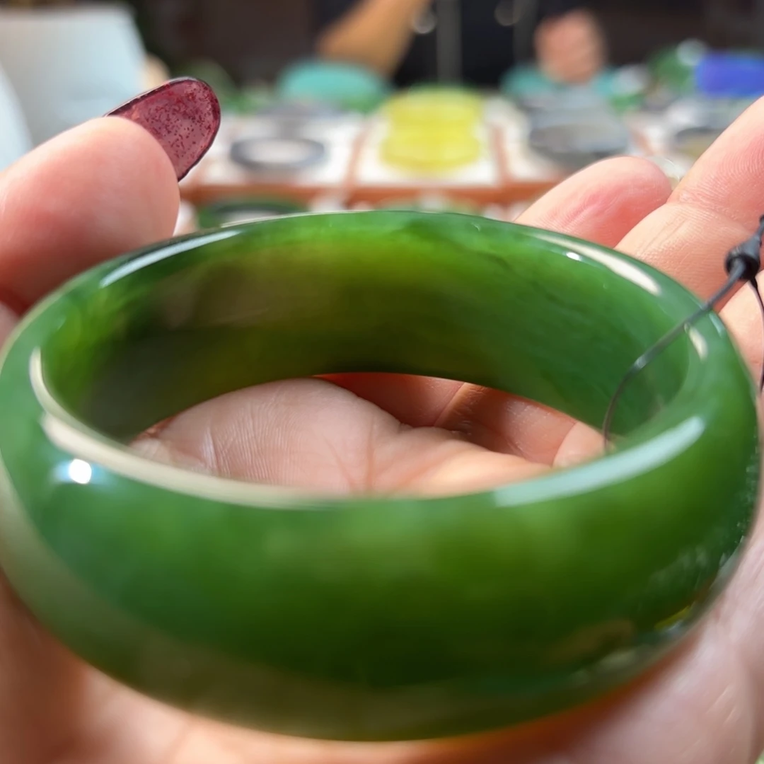 和田玉（碧玉）手镯未镶嵌