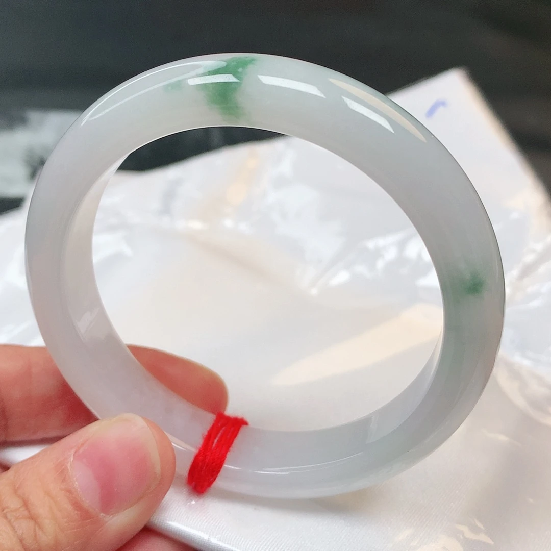 翡翠手镯未镶嵌208号