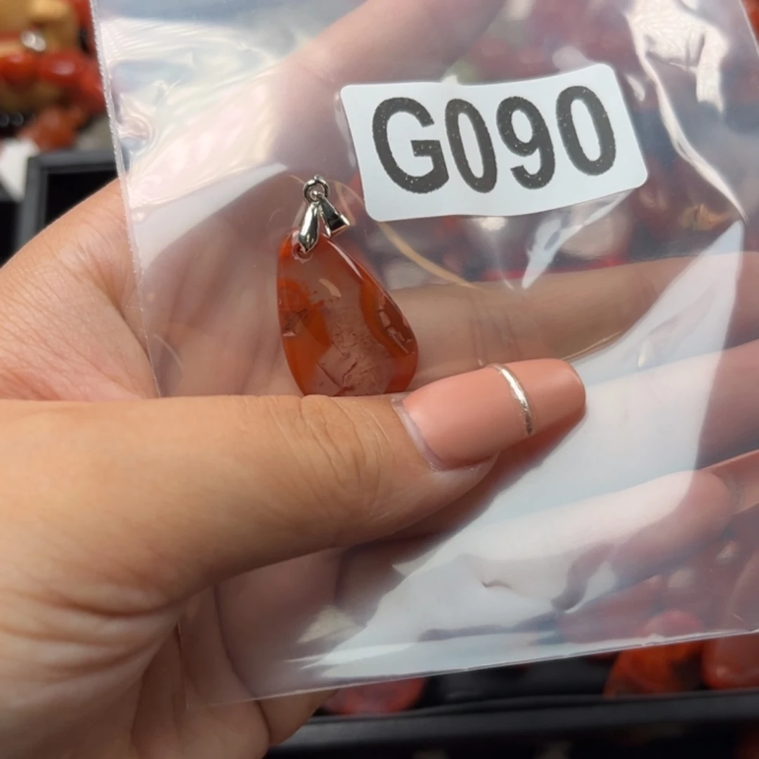 南红玛瑙未镶嵌珠宝奇石