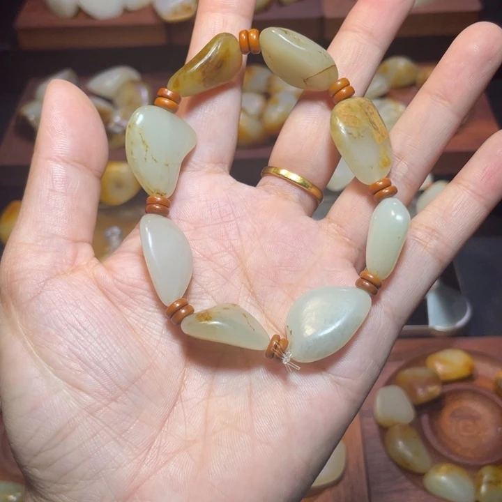 未镶嵌手链和田玉