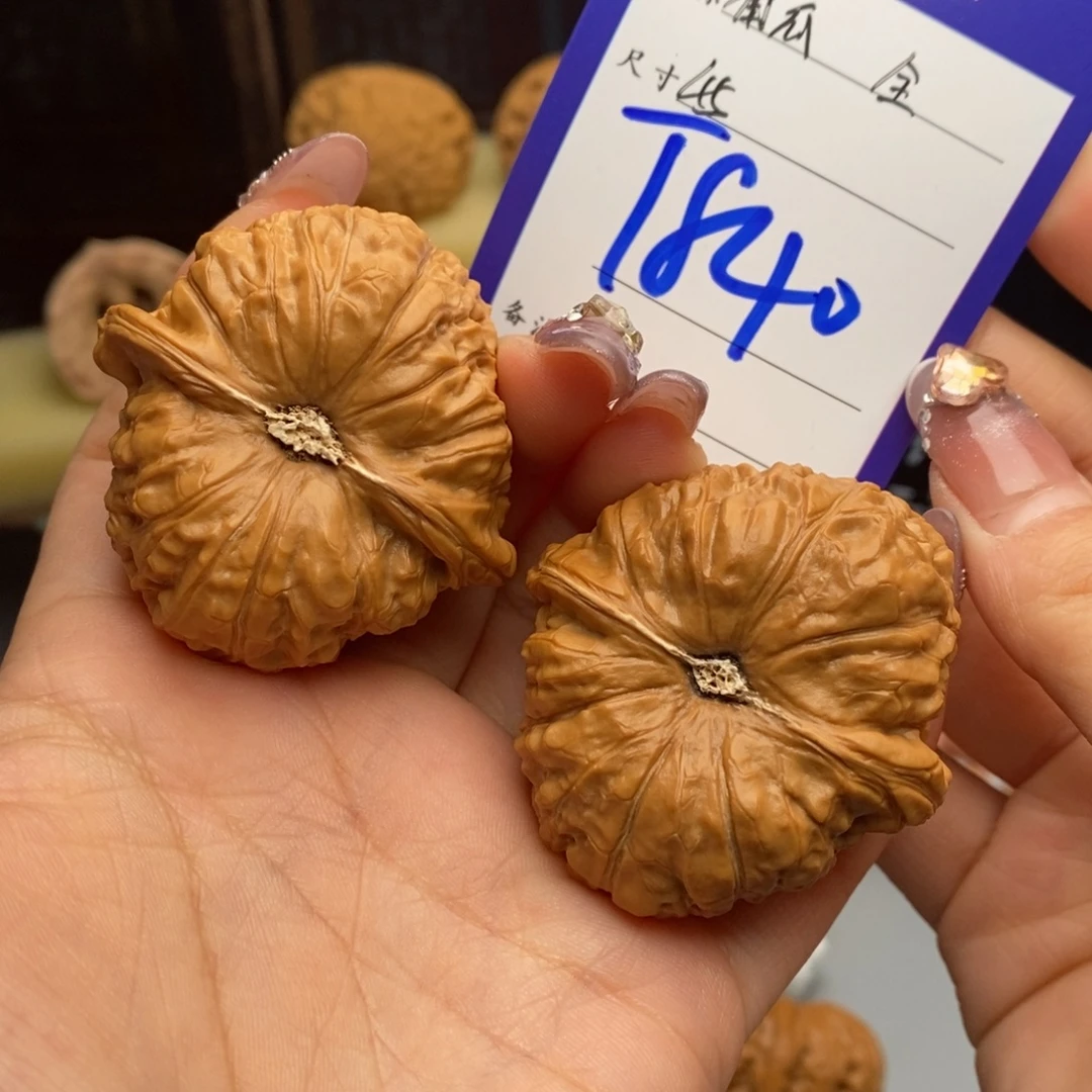 文玩核桃吊坠南瓜墩