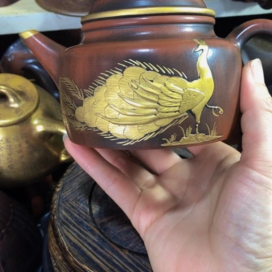 茶壶紫砂原矿泥料手工制作的一把紫砂壶