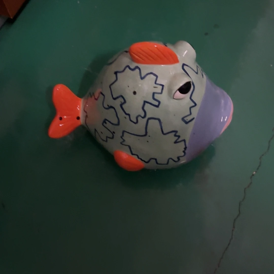 鱼**园陶瓷艺术设计中心