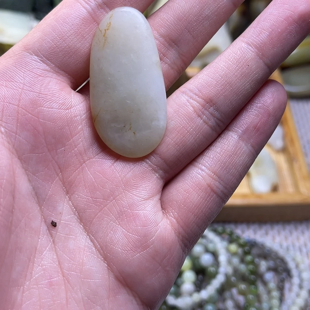 未镶嵌和田玉珠宝半成品