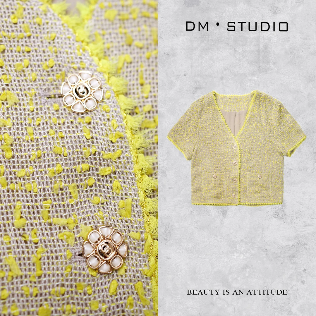 DEDM•STUDIO/时尚百搭小众精致排扣V领短袖外套2503WT/98112