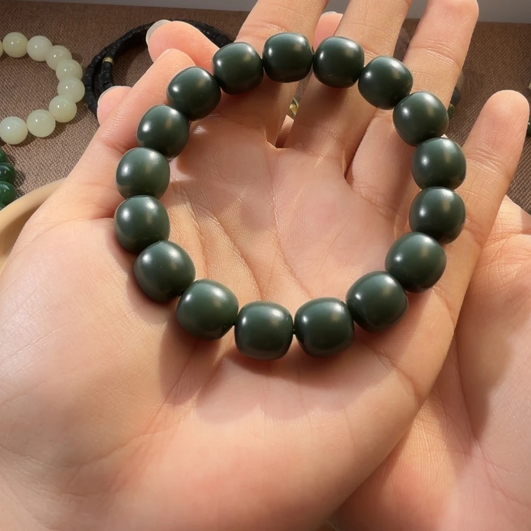 和田玉未镶嵌手链