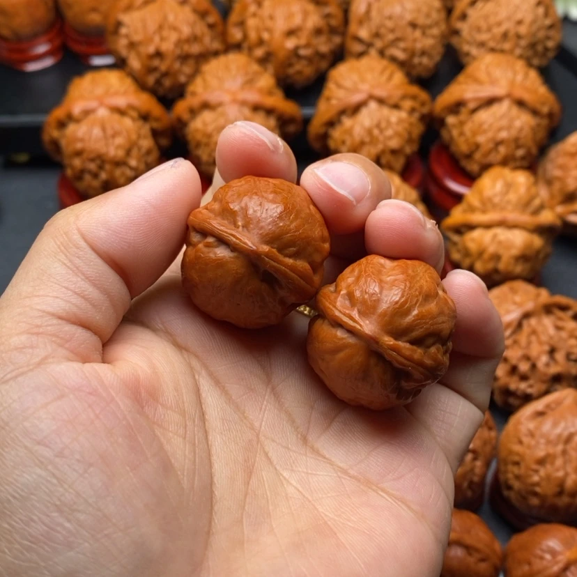 【闪购商品】文玩核桃把件瓷娃娃