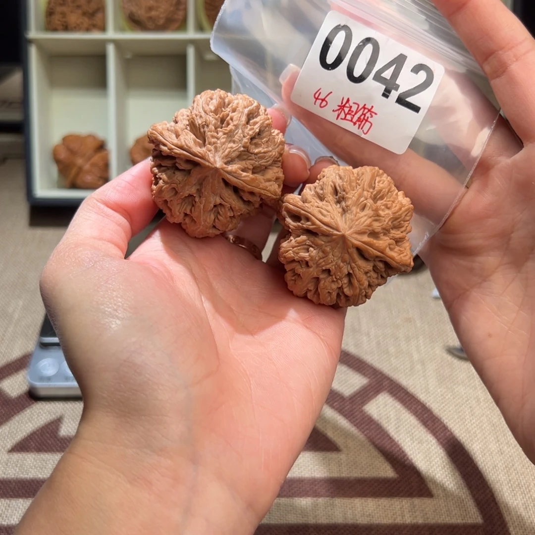 46全品大粗筋文玩核桃