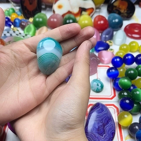 玛瑙/玉髓颈饰未镶嵌