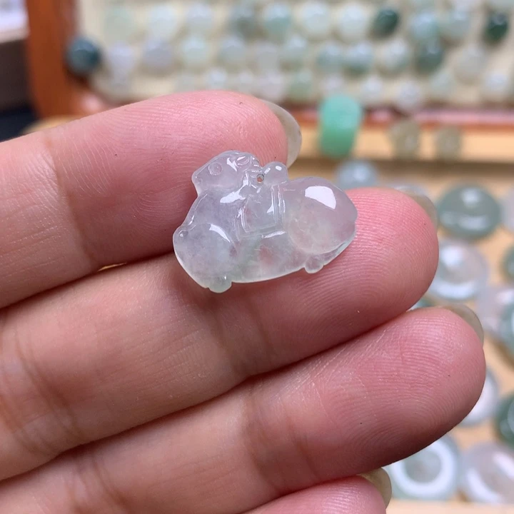 颈饰未镶嵌翡翠天然A货翡翠
