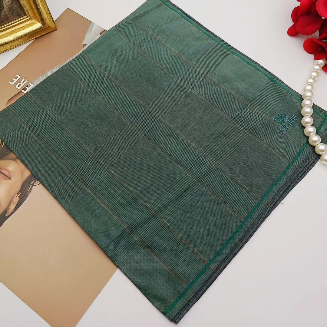 95新 BURBERRY/博柏利 海囤/思琳/丝巾/yy06285