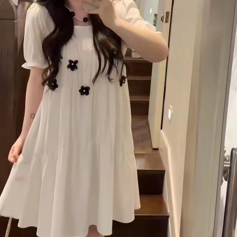 岚岚大码高端韩版洋气立体花朵设计遮肉显瘦连衣裙1055