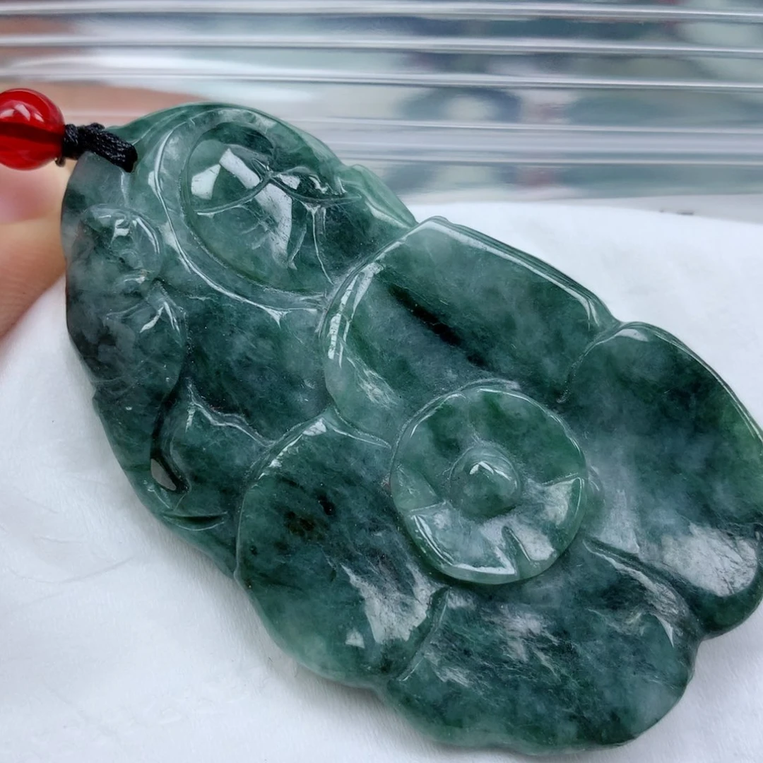 翡翠颈饰未镶嵌牌子