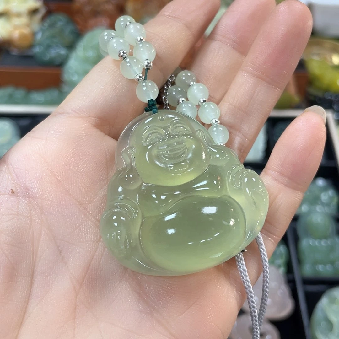 蛇纹石玉颈饰未镶嵌