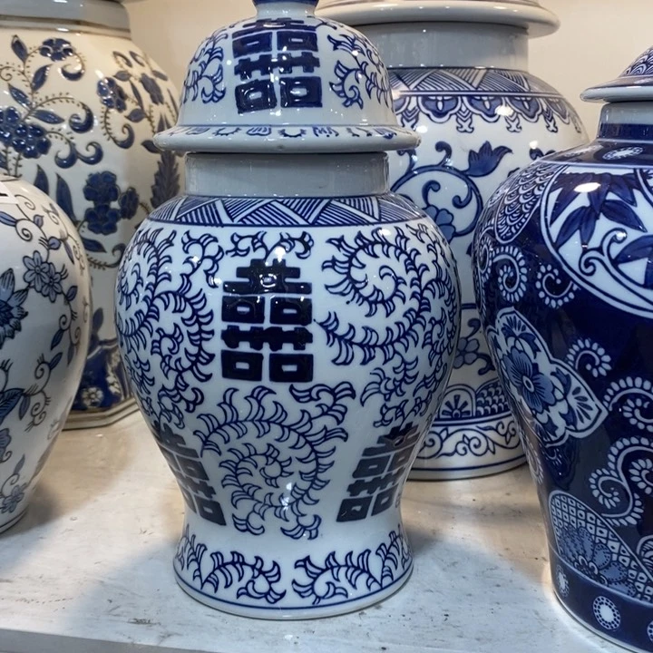 【闪购商品】摆件婉**涵青花瓷喜字将军罐一个