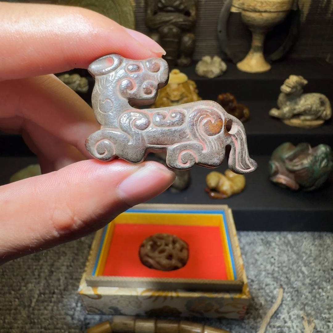 和田玉（糖玉）未镶嵌挂件