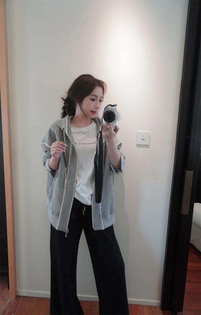 YPP!懒懒Tee 内搭单穿都好看的韩系复古极简系列撞色字母T恤