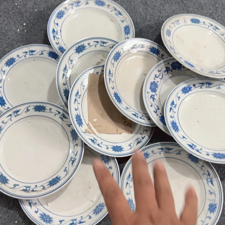 瓷片就哈哈哈哈哈哈宝贝宝贝宝贝哈